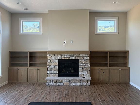 4th image of 2355 Sydney Ln