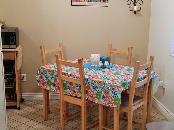 4th image of 310 E Downington Ave #2