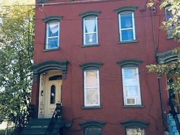 94 Philip St #1, Albany, NY 12202
