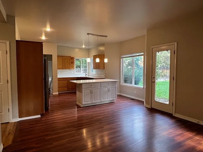 378 S Winthrop Way — Photo 10