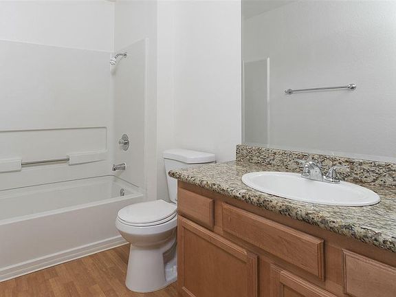 3rd image of 14936 Avenida Venusto