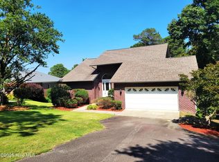 110 Clay Cir, West End, NC 27376