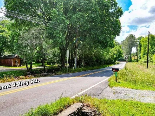 1806 Pleasant Valley Rd SE, Lindale, GA 30173