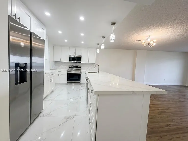 3800 S Ocean Dr #1016 — Photo 3