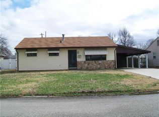 1456 Ladd Ave, Wood River, IL 62095