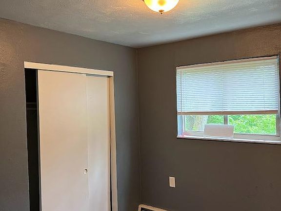 5th image of 2900 N Verity Pkwy #1
