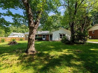 2821 Regent Park Ln, Burlington, NC 27217