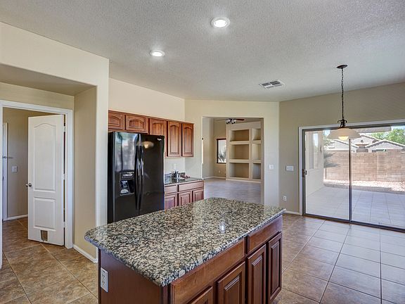 4th image of 22523 N Dietz Dr