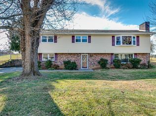 5413 Lonesome Pine Rd, Kingsport, TN 37664