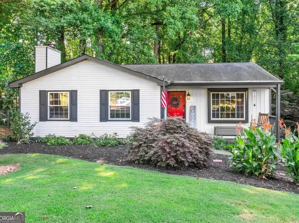 420 Hembree Forest Cir, Roswell, GA 30076