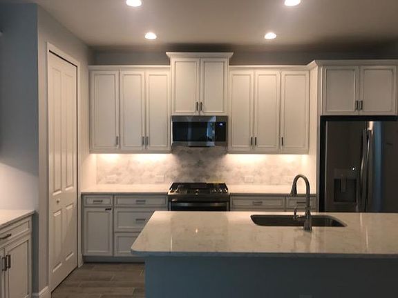 5th image of 11651 Solano Dr