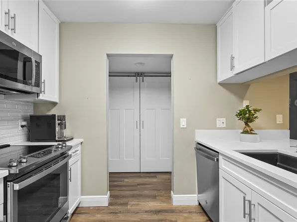 31 Plantation Dr APT 205, Vero Beach, FL 32966