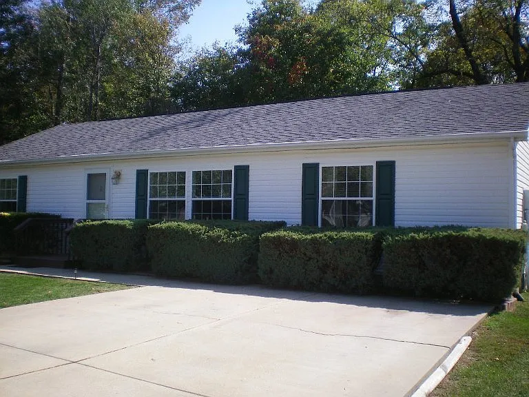 4025 W Cedar Chase Dr