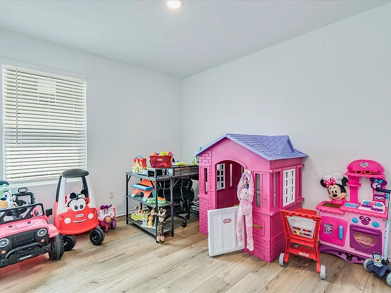 389 Salt Springs Rd — Photo 21