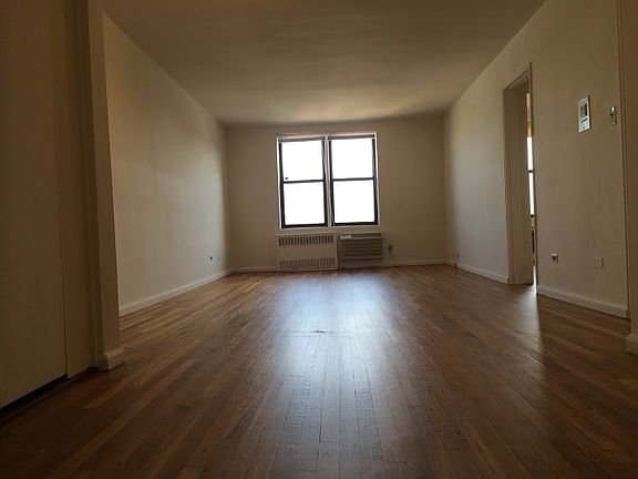 2nd image of 2277 Homecrest Ave APT 6L