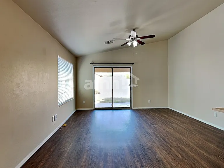 16660 W Cottonwood St — Photo 5