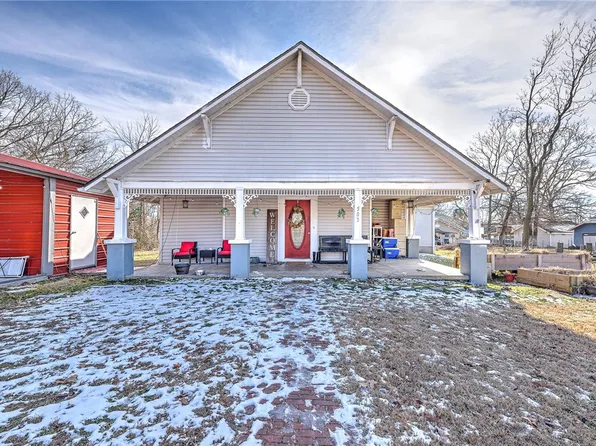 503 Main St SE, Gravette, AR 72736