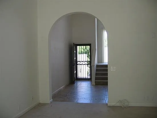 4855 Valdina Way — Photo 11