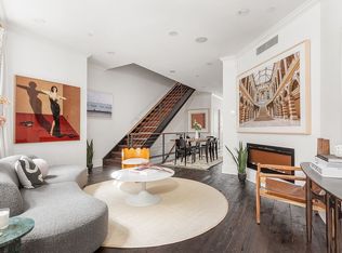 4 Bedford St, New York, NY 10014