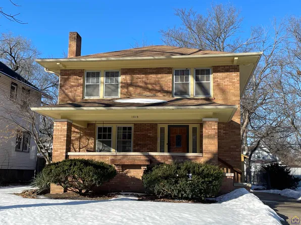 1515 SW Macvicar Ave, Topeka, KS 66604