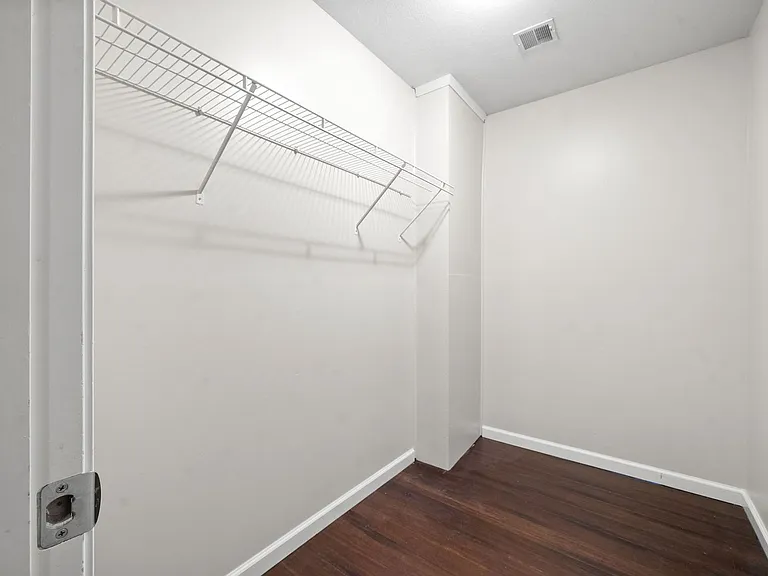 2845 Teakwood Dr — Photo 23
