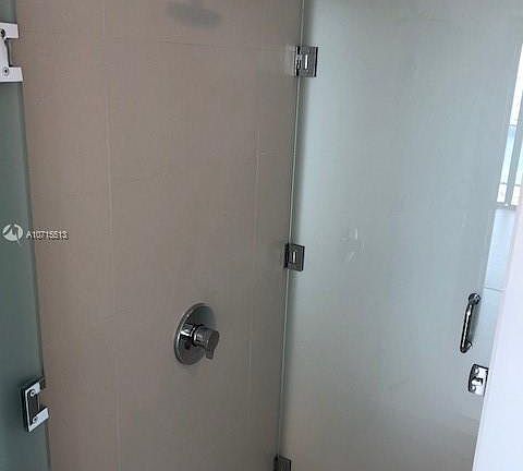 4th image of 501 NE 31st St #32