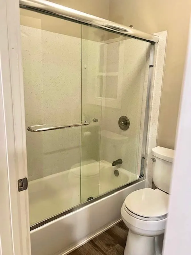 Studio, 375 sqft, $1,575 — Photo 3