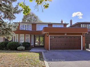 17 Twin Circle Ct, Toronto, ON M2R3L3