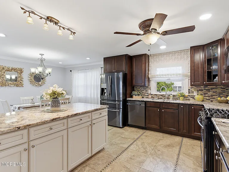 15 Bristlecone Dr — Photo 17