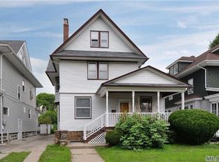 3314 Murray Ln, Flushing, NY