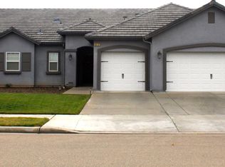 2427 Lorena Ave, Sanger, CA 93657