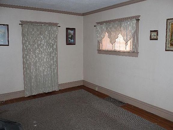 4th image of 606 Newland Ave