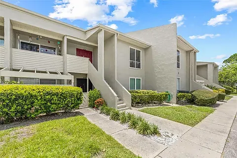 416 Windrush Bay Dr — Photo 3