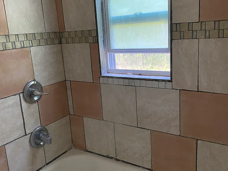 2314 Teal St — Photo 3