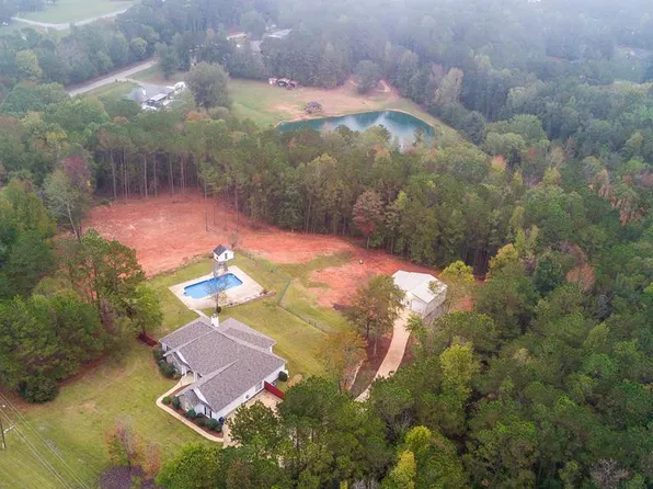 73 Lee Road 935, Salem, AL 36874