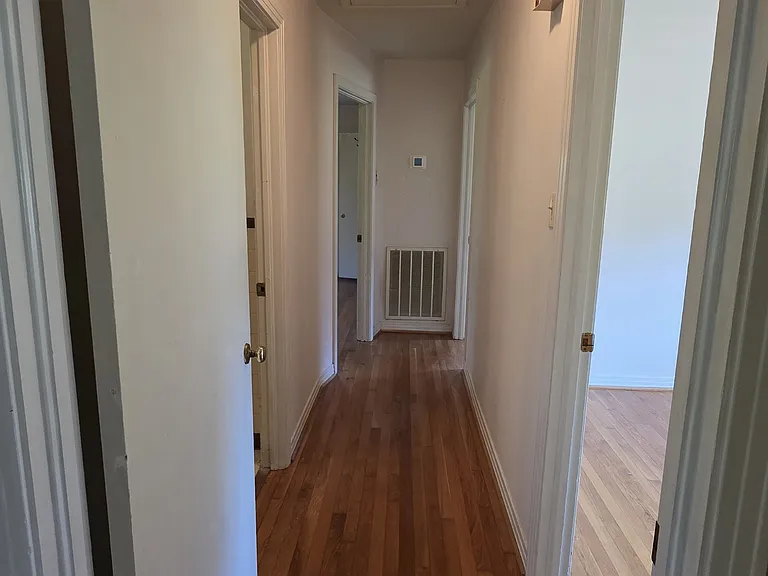 5004 Holmes Ave NW — Photo 10