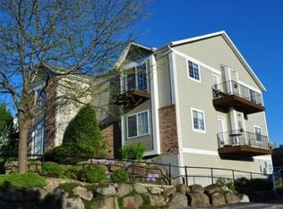 2820 Cimarron Trl, Madison, WI 53719