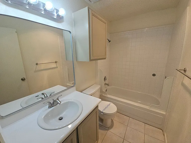 7614 April Ct — Photo 14