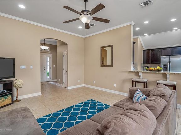 4th image of 520 Linnhurst Dr