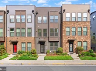 22308 Seabring Ter, Ashburn, VA