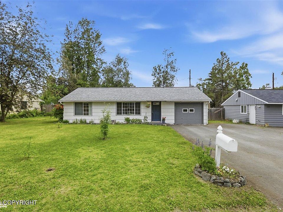 1st image of 4902 Roger Dr