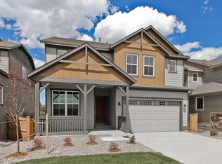470 Hyde Park Cir, Castle Pines, CO 80108