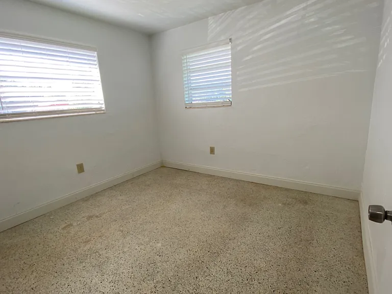 931 SW 71st Ave #931 — Photo 9