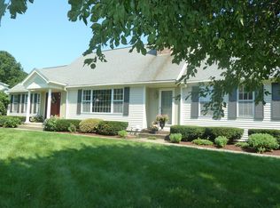 111 Meadow Ln, Greenfield, MA 01301
