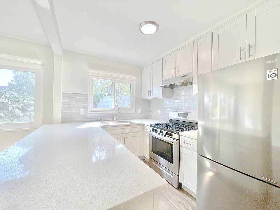 1st image of 1323 11th St APT 1