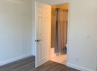 632 E Orange Grove Ave APT D, Burbank, CA 91501