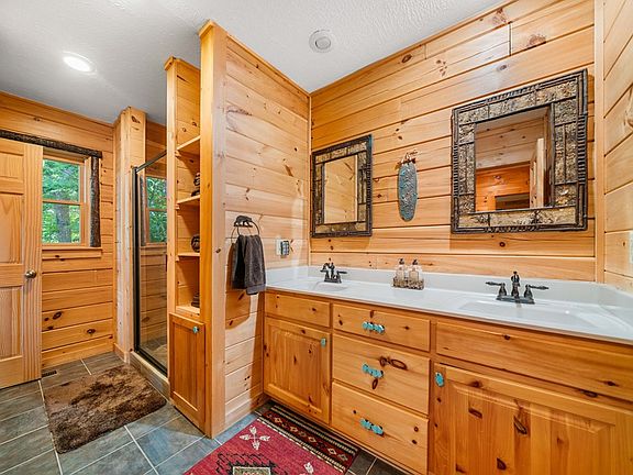 15th image of this home