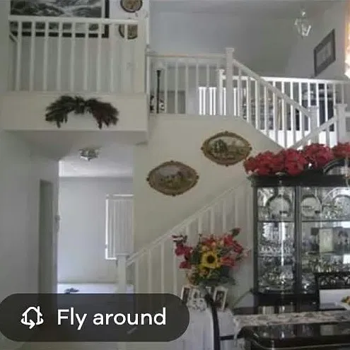 1541 E Autumnridge Ct — Photo 2