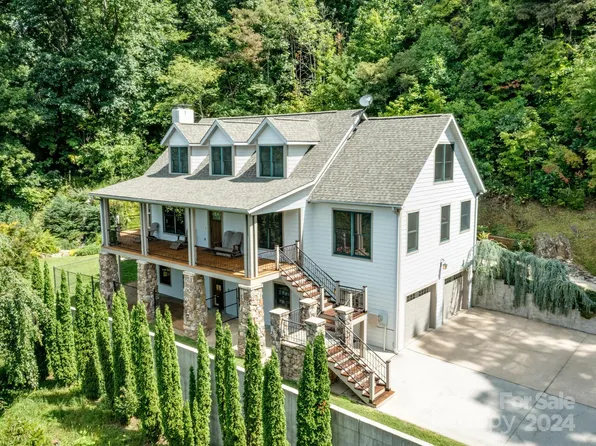 74 Hyder Ln, Weaverville, NC 28787
