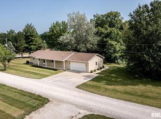 1166 Burton Heights Rd, Quincy, IL 62305